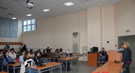 Русенският университет запозна чуждестранните студенти с българските традиции и култура