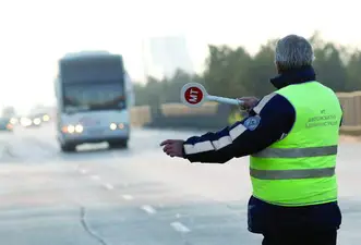 Проверяват всички автобуси, които возят деца Проверяват всички автобуси, които возят деца