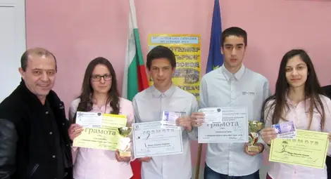 Трима ученици от Гимназията по туризъм се класираха за национално състезание