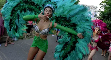 Международен фестивал на уличния театър в Букурещ