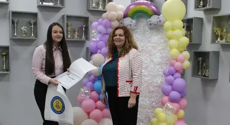 Творчески идеи за ползване на изкуствен интелект донесе национална награда на ученичка от Русе