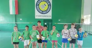 35 бадминтонисти спориха за  купата на ОУ „Любен Каравелов“