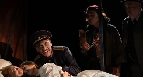 Театърът благодари на публиката с безплатно представление на &bdquo;Хоро&ldquo;