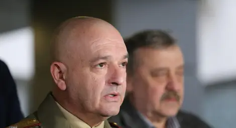 Две положителни проби на коронавирус в България Две положителни проби на коронавирус в България