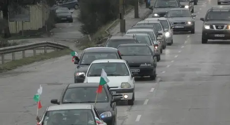 Автошествие протестира срещу състоянието на алтернативния път Русе-Бяла