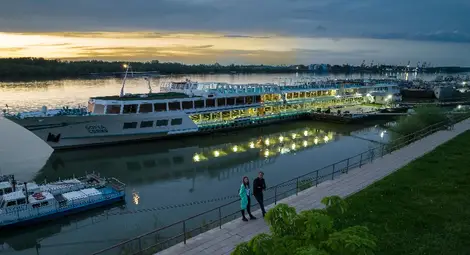 Кораб &bdquo;София&ldquo; става дом на магазина на Христо Стоичков в Русе