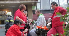 Тригодишното дете спаси семейството си при адски пожар в „Здравец“