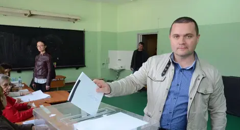 Пенчо Милков: В парламента са нужни личности с качества