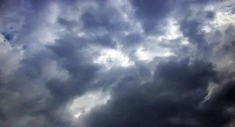 Започват валежи в Западна и Централна България