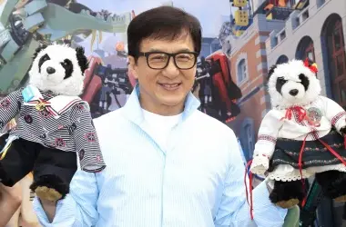 Джаки Чан обеща 1 милион юана на създателя на лекарство за коронавируса