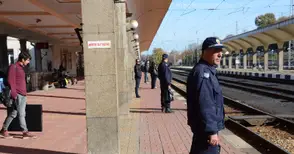 Засилен контрол на Дунав мост на пътуващtите по френска линия