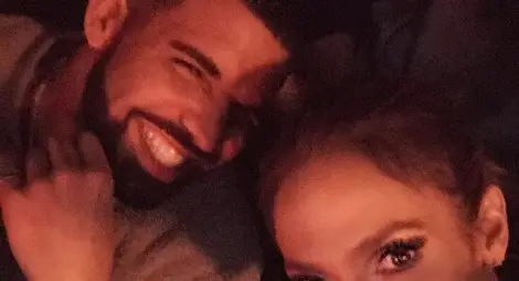 Топлата връзка на Джей Ло и Дрейк вече е очевидна Топлата връзка на Джей Ло и Дрейк вече е очевидна