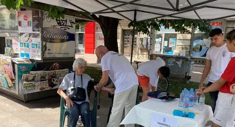 36 градуса на сянка оставиха Русе далеч от рекорда с 11-годишна давност 36 градуса на сянка оставиха Русе далеч от рекорда с 11-годишна давност