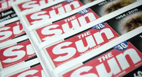 "Сън" все пак пусна гола красавица на митичната страница 3