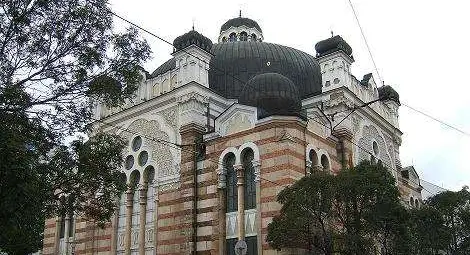 Външно не коментира твърденията за иранско наблюдение на синагогата с София Външно не коментира твърденията за иранско наблюдение на синагогата с София