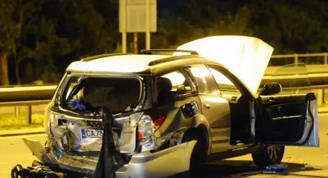 Служител на ДАТО загина в катастрофа, четирима са в болница