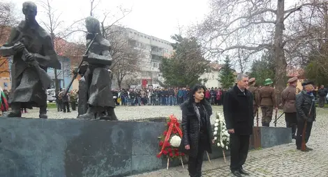 Силистра се поклони пред подвига на 31 Силистренски пехотен полк &ndash; Железен /галерия/