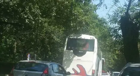 Полицейска обсада на "Армията" Полицейска обсада на "Армията"