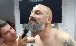 Обръснаха брадата на треньора Върбанов след 1:1 срещу ЦСКА