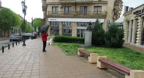 Опаковане скрива проблема, ремонтът го решава. И това е важно повече за Русе, отколкото за туристите /галерия/