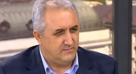 Дикме: Местан може да емигрира или да замълчи