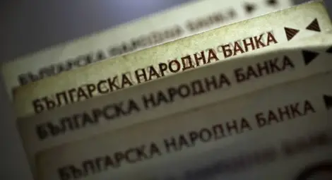 До 2022 г: средната заплата - 1700 лв, минималната 800 лв