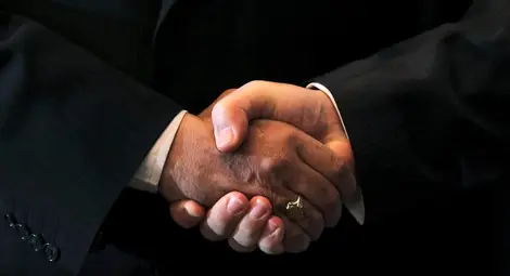 По ръкостискането може да се предскаже риска от инфаркт