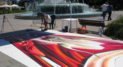 3D рисунки показват другото измерение на уличното изкуство