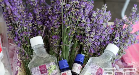Поне 100 тона лавандулово масло залежава в складовете
