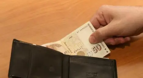 Обявяват се доходи и от студентските бригади