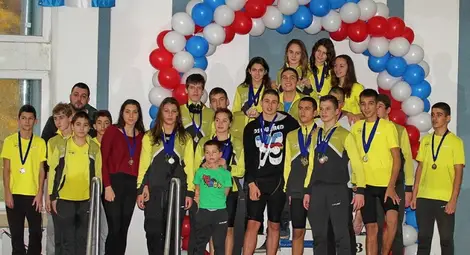 Плувците на &bdquo;Ирис&ldquo; с 26 медала от международен турнир в Пловдив