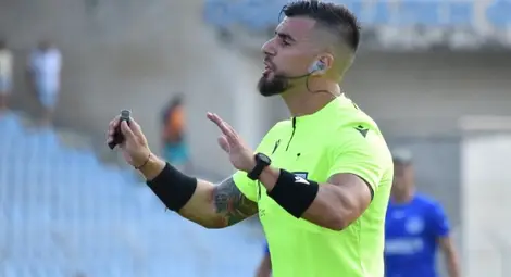 Фитнес здравеняк от Варна ще свири двубоя на стадион „Ивайло“ Фитнес здравеняк от Варна ще свири двубоя на стадион „Ивайло“