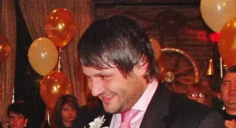 Бургаски батки блъскали по вратата на Рачков, за да си търсят вересиите