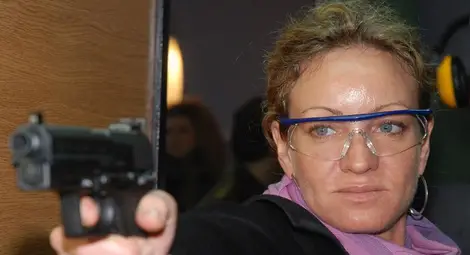 Мария Гроздева открива кръстено на нея стрелбище в Русе