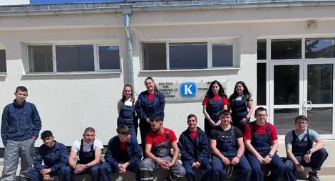 Хюлия Маджирова: Представете си един ученик в XI-XII клас, който получава колкото един пенсионер Хюлия Маджирова: Представете си един ученик в XI-XII клас, който получава колкото един пенсионер