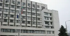 Подозират софийска фирма в източване на русенската полиция