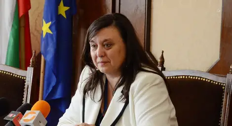 Десислава Дивчева отново оглави Районната избирателна комисия