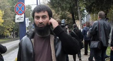 ДАНС арестува пазарджишкия имам Ахмед Муса и негов поддръжник за подстрекаване на война