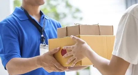 Пощенски пратки  поскъпват с 20%