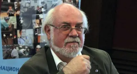 Тренчев: Политиците са виновни за тока