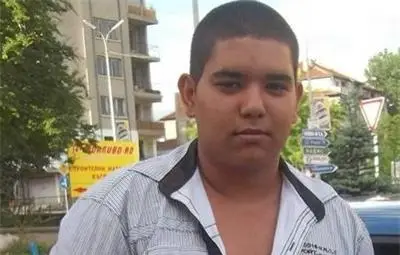 Бащата на удавилия се ученик загинал преди 10 г., майка му и сестра му били в чужбина