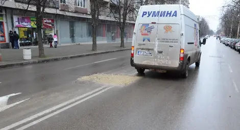 Запълниха огромна дупка по &bdquo;Борисова&ldquo;