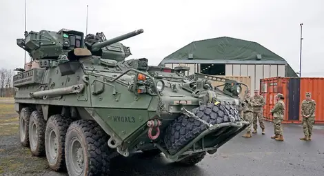 Пентагонът: САЩ изпращат бронетранспортьори "Stryker" в България Пентагонът: САЩ изпращат бронетранспортьори "Stryker" в България