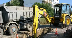 ВиК ремонтира с „къртица“ стар водопровод