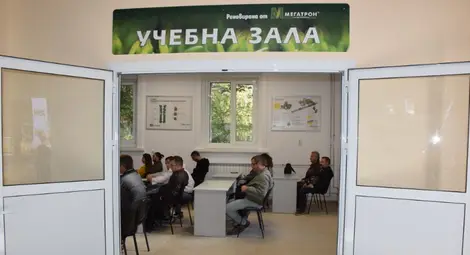 В Русенския университет тържествено бе открита реновирана с подкрепата на "Мегатрон" учебна зала