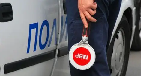 Автоджигит с 3.34 промила не спря на стоп палка край Перник