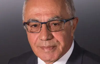 Иван Иванов