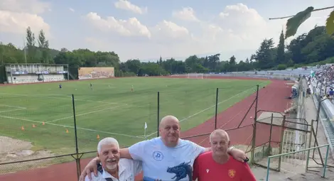 Добра среща, градски! Атанас Тодоров и Юлиян Йорданов си стиснаха ръцете в Сандански Добра среща, градски! Атанас Тодоров и Юлиян Йорданов си стиснаха ръцете в Сандански