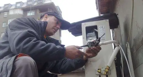 Лицата на бунта! Любен Петков: Имам сервизче и искам да си гледам работата! Лицата на бунта! Любен Петков: Имам сервизче и искам да си гледам работата!