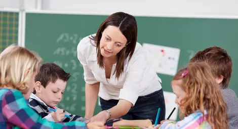 123 учителски места в областта непопълнени месец преди първия звънец